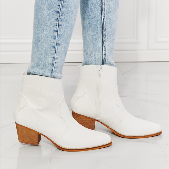 MMSHOES WATERTOWER TOWN FAUX LEATHER WESTERN ANKLE BOOTS WHITE - Picture 6 of 6